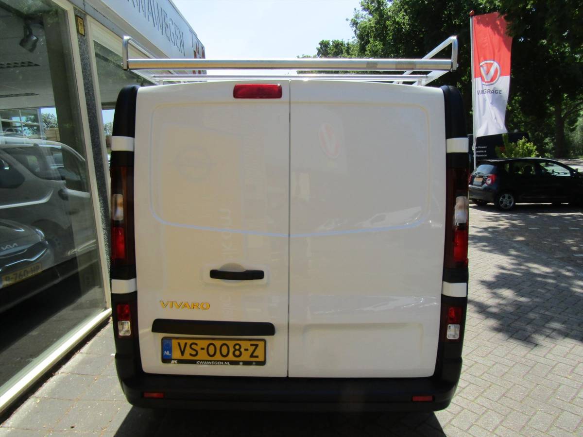 Opel Vivaro Opel Vivaro 1.6 120 pk LENGTE 2  NAVI  BLUETOOTH €10.900 EX. BTW