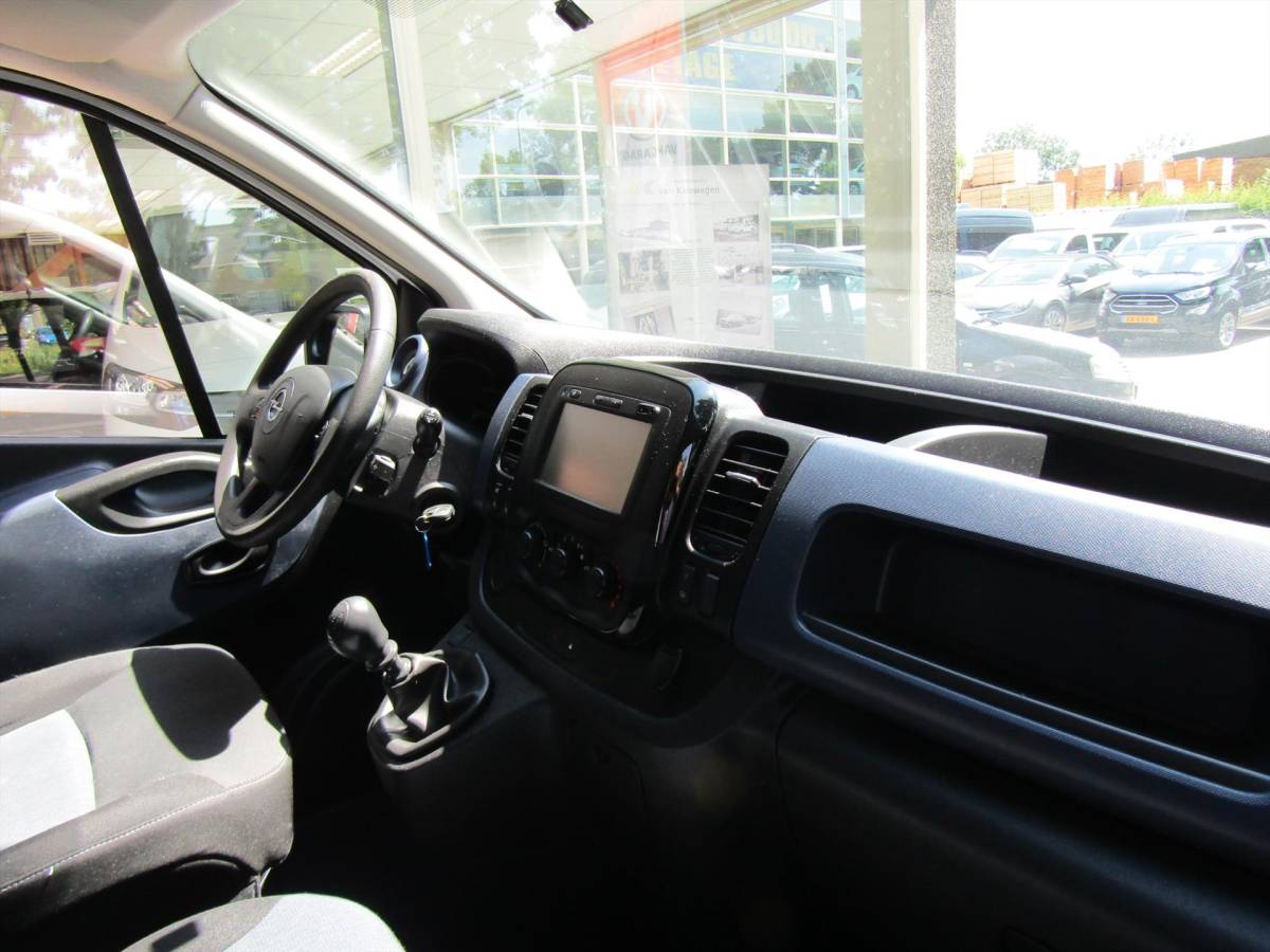 Opel Vivaro Opel Vivaro 1.6 120 pk LENGTE 2  NAVI  BLUETOOTH €10.900 EX. BTW