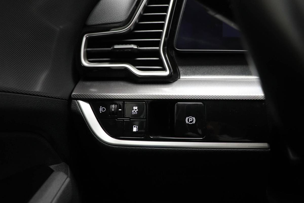 Kia Sportage Kia Sportage 1.6 T-GDi Plug-in Hybrid AWD DynamicLine | DAB | APPLE | CAMERA | TREKHAAK