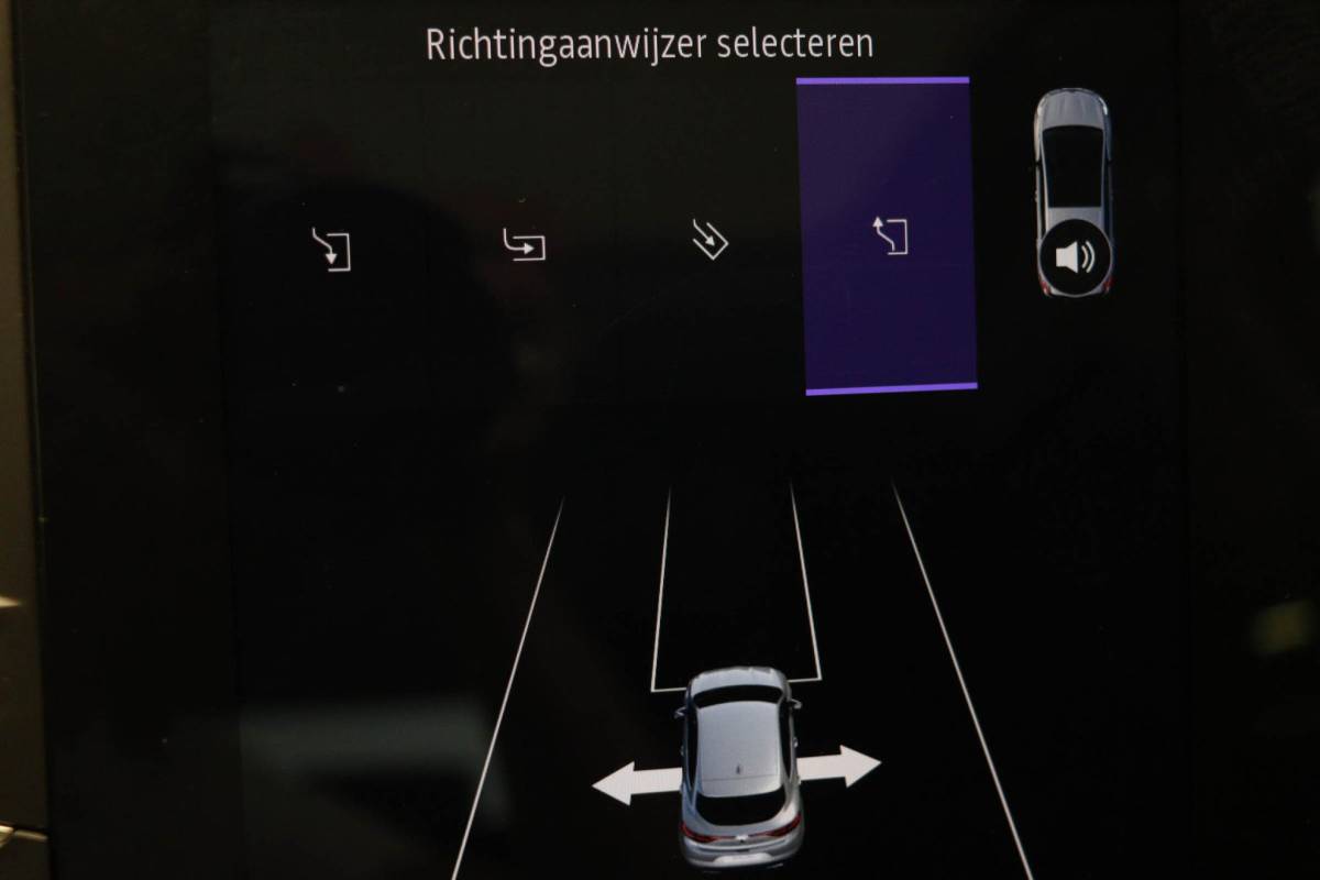 Renault Mégane Renault Megane 1.6 Plug-In Hybrid 160 R.S. Line | PANORAMADAK | LED | DAB | APPLE | CAMERA | 18″