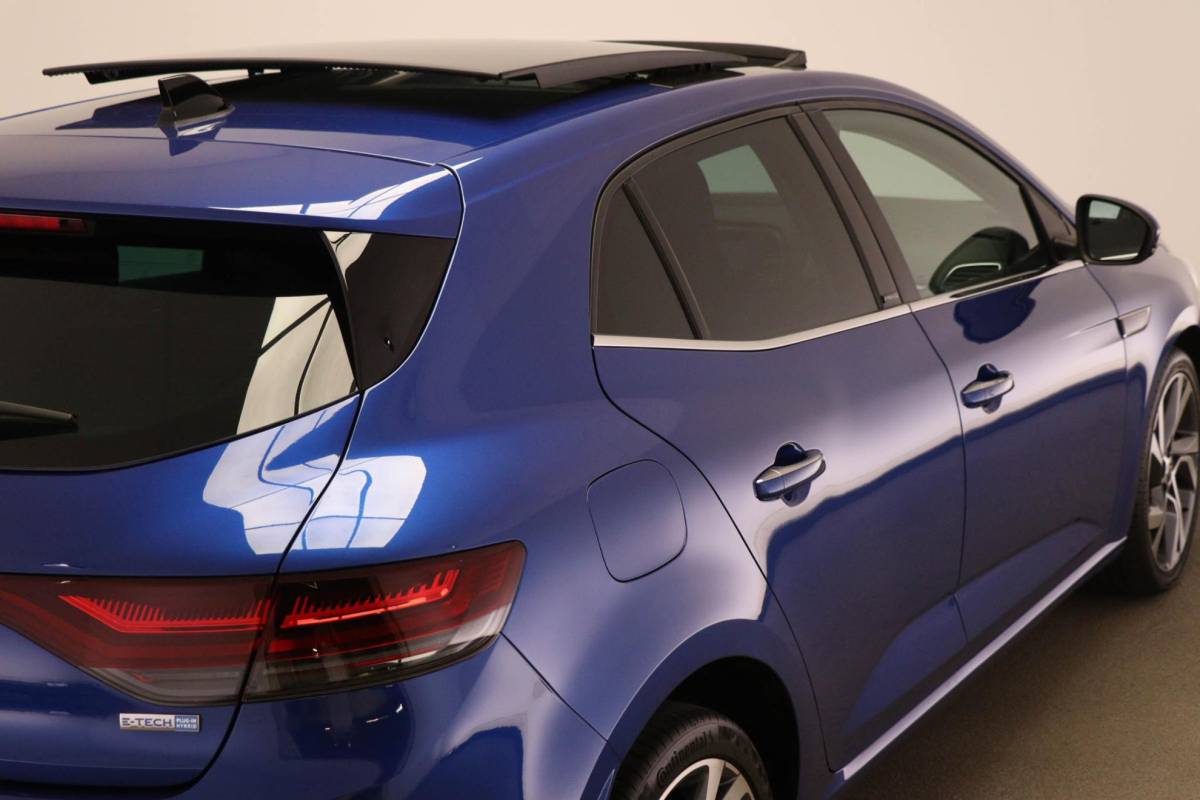 Renault Mégane Renault Megane 1.6 Plug-In Hybrid 160 R.S. Line | PANORAMADAK | LED | DAB | APPLE | CAMERA | 18″