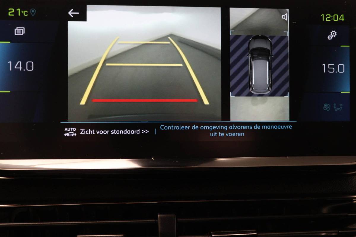 Peugeot 3008 Peugeot 3008 1.6 HYbrid4 300 GT | PANORAMADAK | STOELVERWARMING | DAB | APPLE | CAMERA