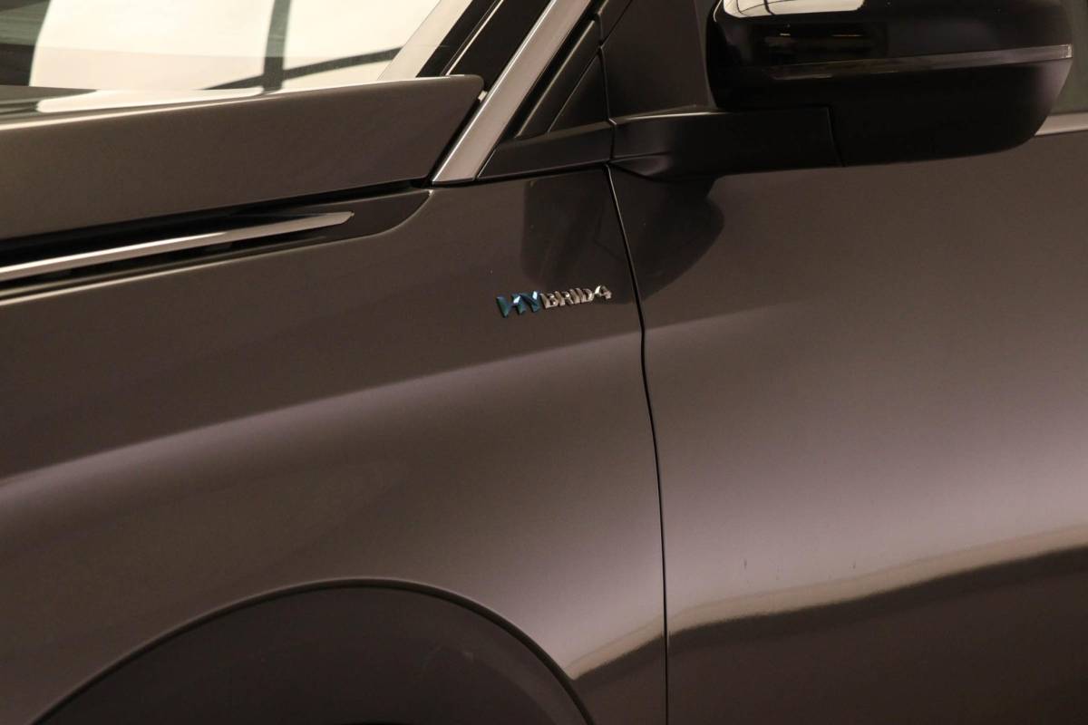 Peugeot 3008 Peugeot 3008 1.6 HYbrid4 300 GT | PANORAMADAK | STOELVERWARMING | DAB | APPLE | CAMERA