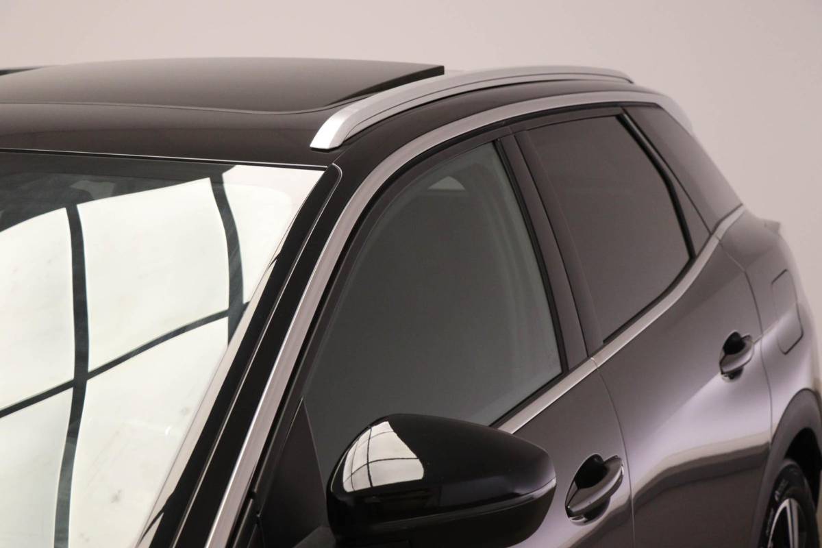 Peugeot 3008 Peugeot 3008 1.6 HYbrid4 300 GT | PANORAMADAK | STOELVERWARMING | DAB | APPLE | CAMERA