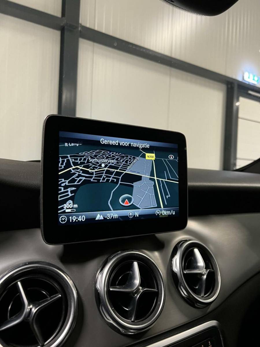 Mercedes-Benz GLA Mercedes GLA-klasse 180 AMG Navi Camera Cruise Climate PDC