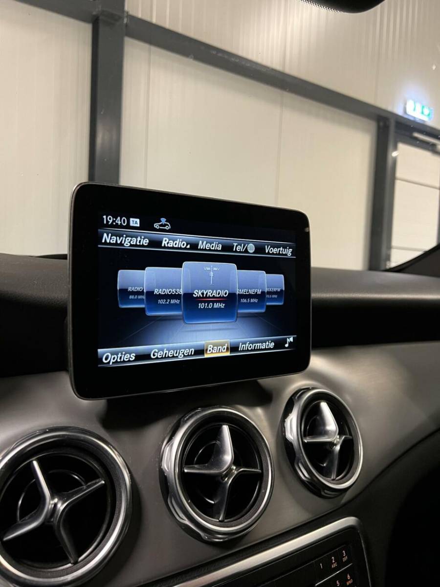Mercedes-Benz GLA Mercedes GLA-klasse 180 AMG Navi Camera Cruise Climate PDC