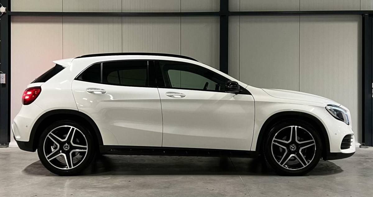 Mercedes-Benz GLA Mercedes GLA-klasse 180 AMG Navi Camera Cruise Climate PDC