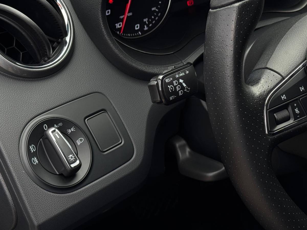 SEAT Ibiza SEAT Ibiza 1.0 EcoTSI FR Connect