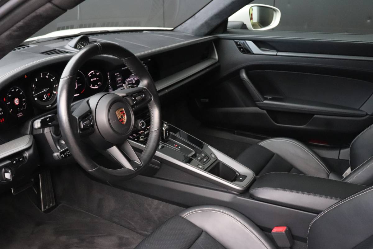 Porsche 911 Porsche 911 3.0 Carrera 4 S | PDK | LEDER | MEMORY | SPORT CHRONO | SCHUIFDAK | CAMERA |