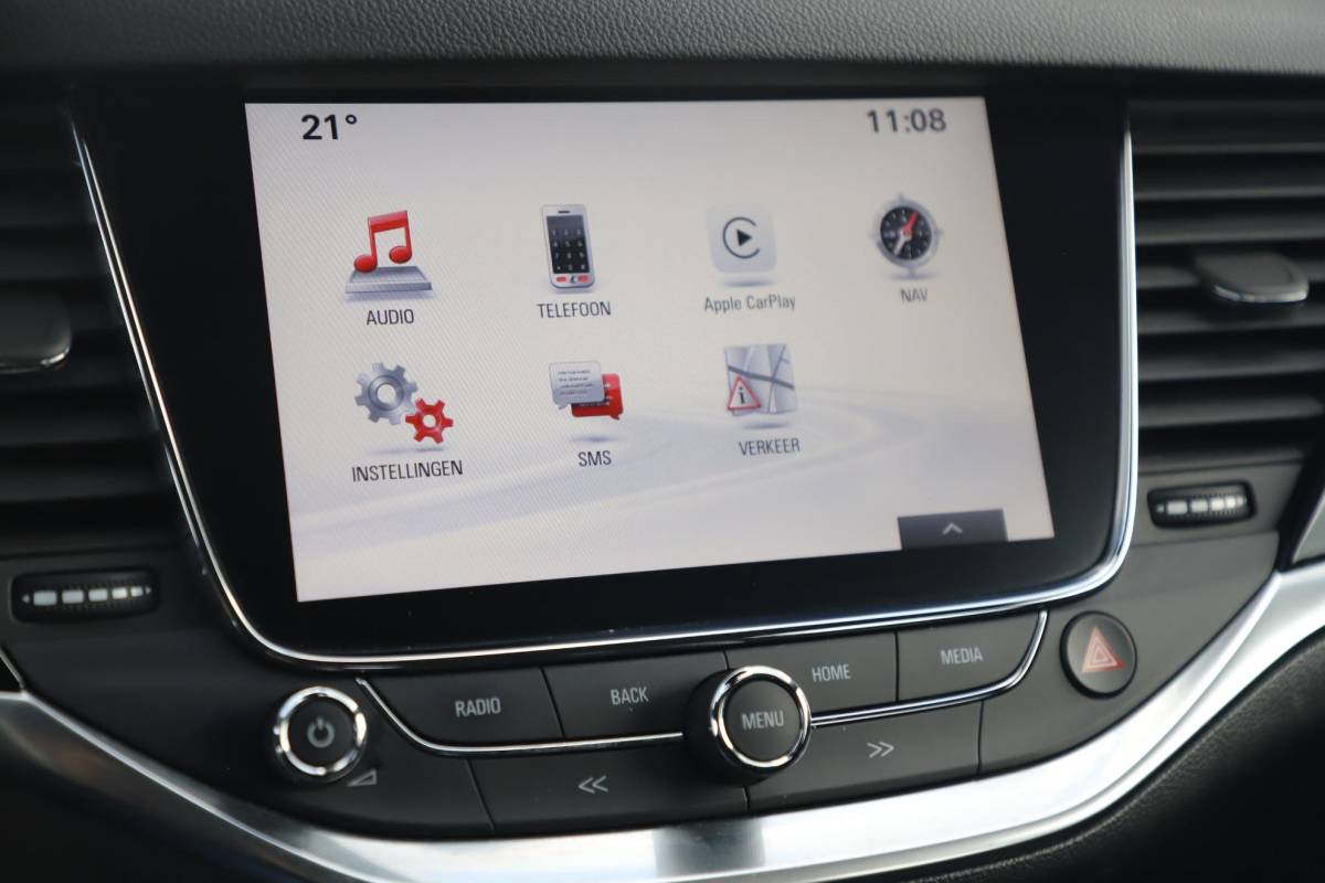 Opel Astra Opel Astra Sports Tourer 1.0 Turbo Business Executive 105PK 16 inch LMV Climate Cruise Control Sportstoelen Navigatie Carplay Android Elektrische Achterklep