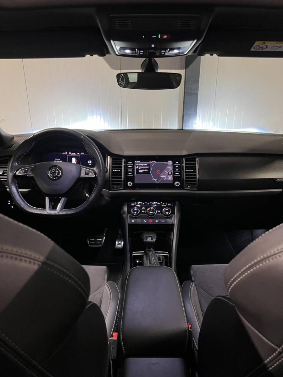 Škoda Kodiaq Skoda Kodiaq 1.5 TSI Sportline Pano Virtual 7 Pers Trekhaak