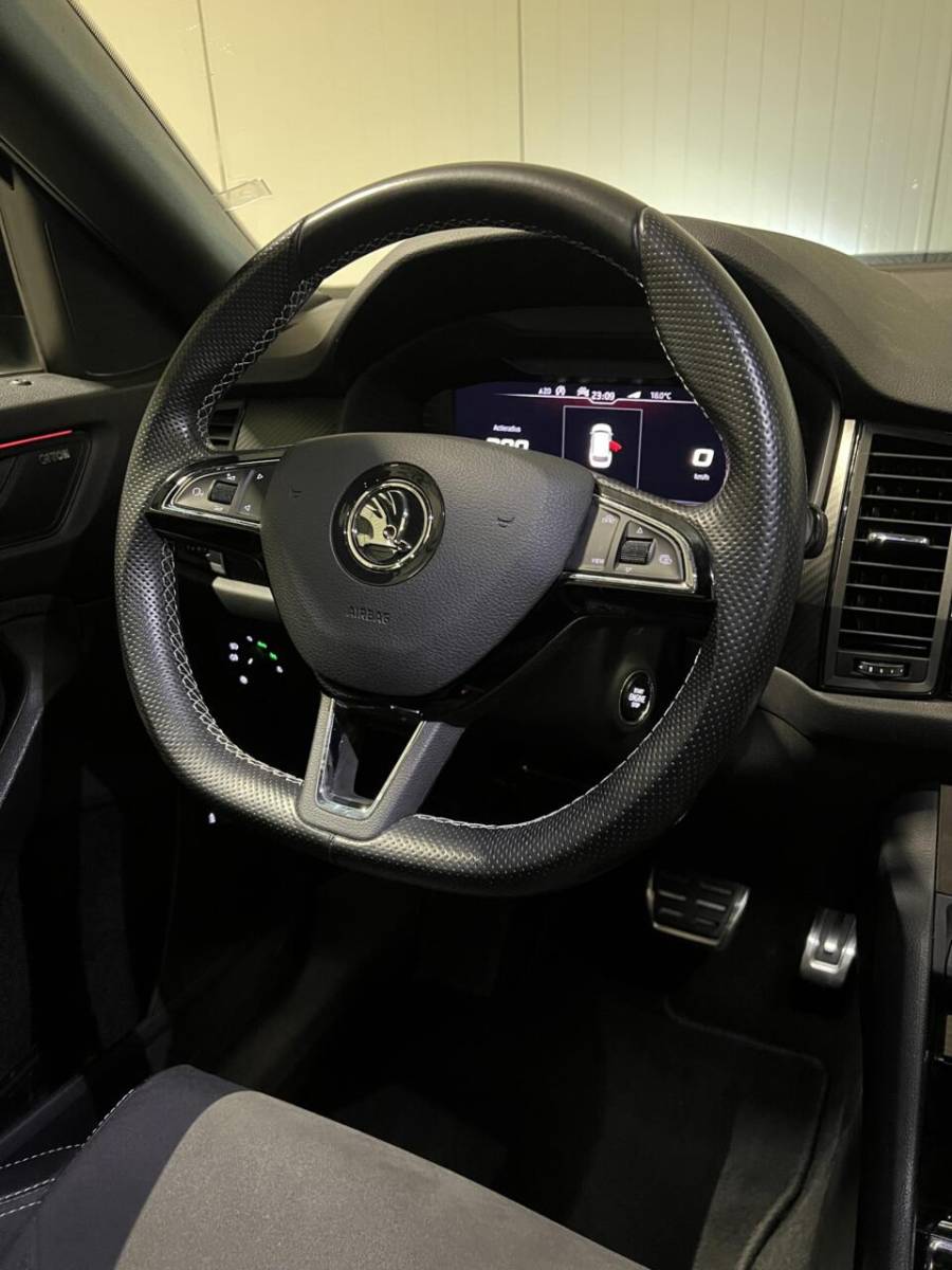 Škoda Kodiaq Skoda Kodiaq 1.5 TSI Sportline Pano Virtual 7 Pers Trekhaak