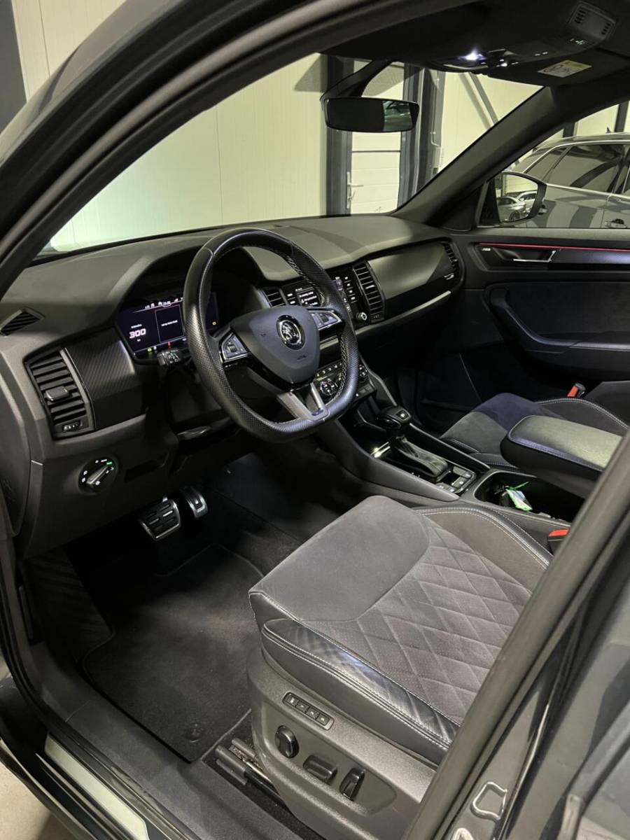 Škoda Kodiaq Skoda Kodiaq 1.5 TSI Sportline Pano Virtual 7 Pers Trekhaak