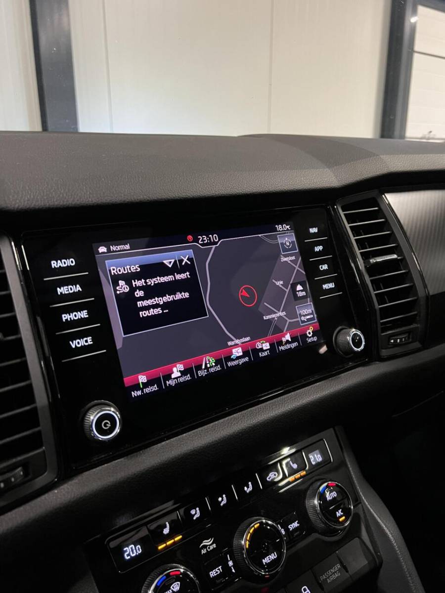 Škoda Kodiaq Skoda Kodiaq 1.5 TSI Sportline Pano Virtual 7 Pers Trekhaak