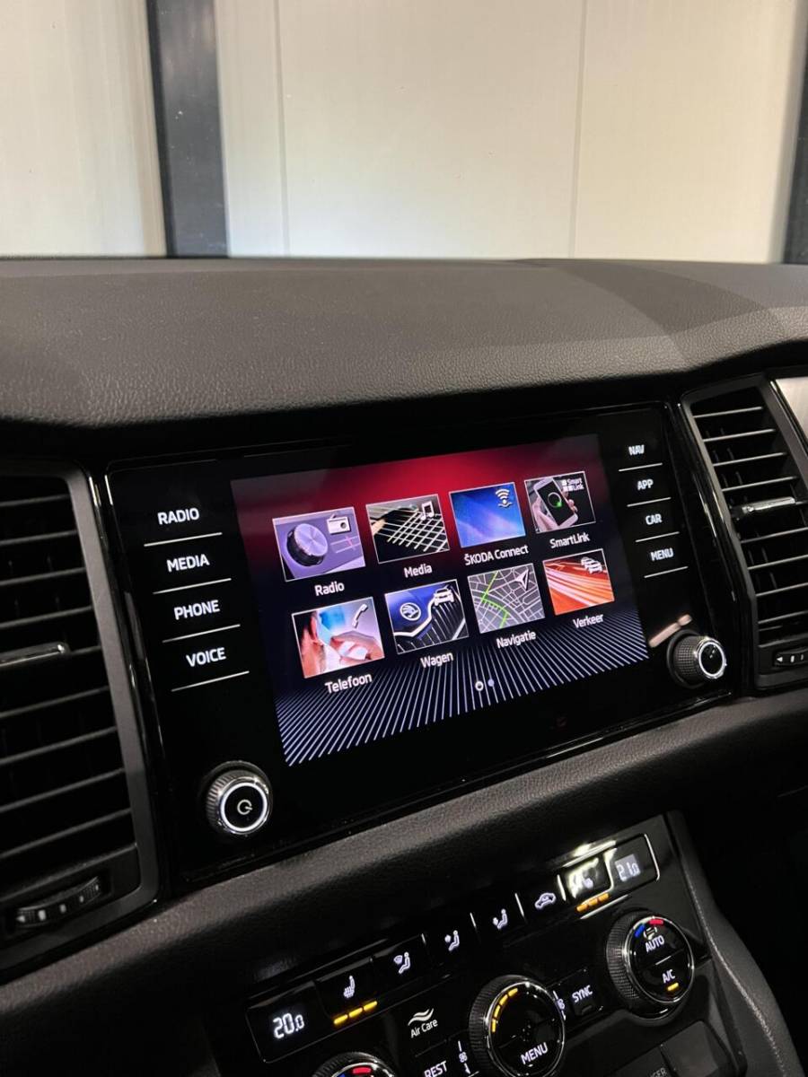 Škoda Kodiaq Skoda Kodiaq 1.5 TSI Sportline Pano Virtual 7 Pers Trekhaak