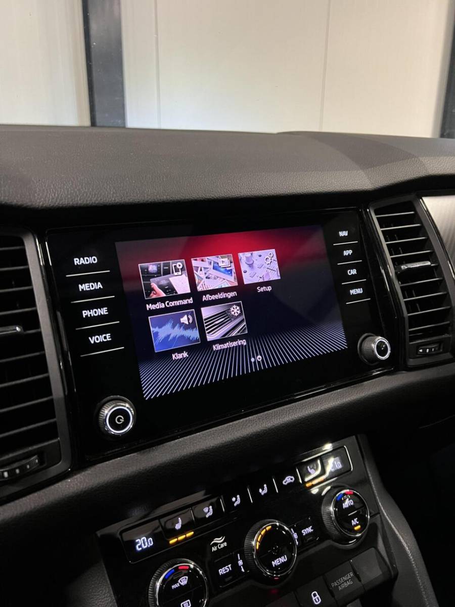 Škoda Kodiaq Skoda Kodiaq 1.5 TSI Sportline Pano Virtual 7 Pers Trekhaak
