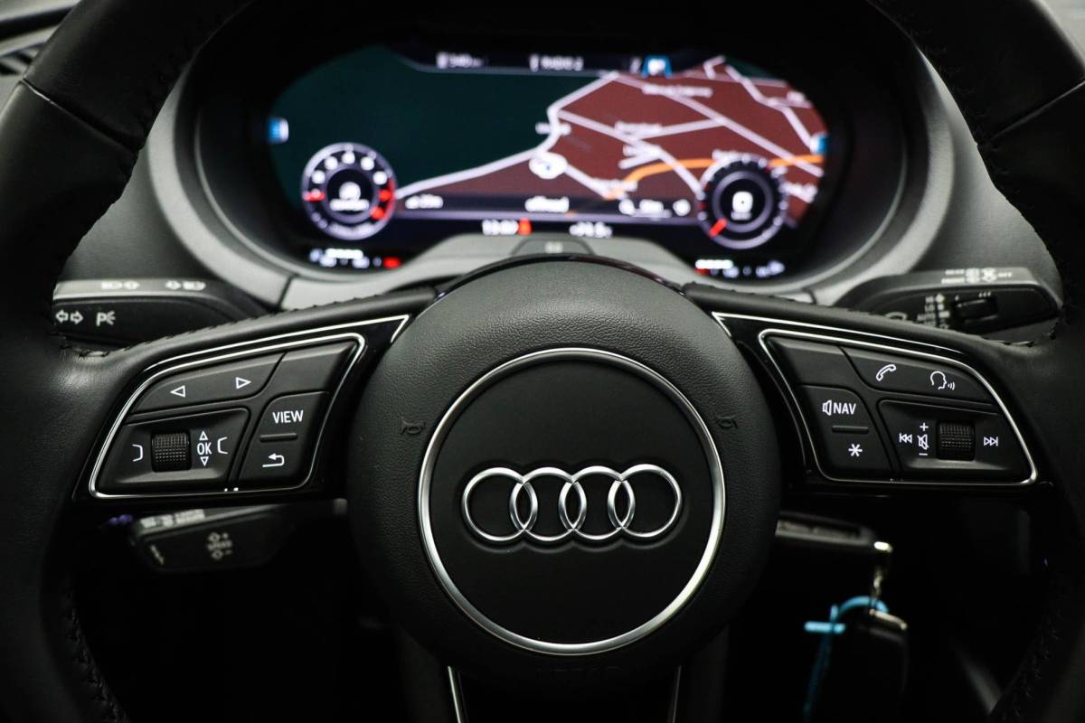 Audi A3 Audi A3 Sportback 30 TFSI Advance | VIRTUAL COCKPIT | LED | LEDER | CLIMA | CRUISE | NAVI | B&O | PDC | 18″