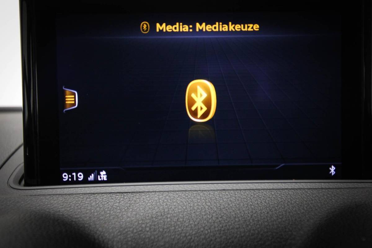 Audi A3 Audi A3 Sportback 30 TFSI Advance | VIRTUAL COCKPIT | LED | LEDER | CLIMA | CRUISE | NAVI | B&O | PDC | 18″