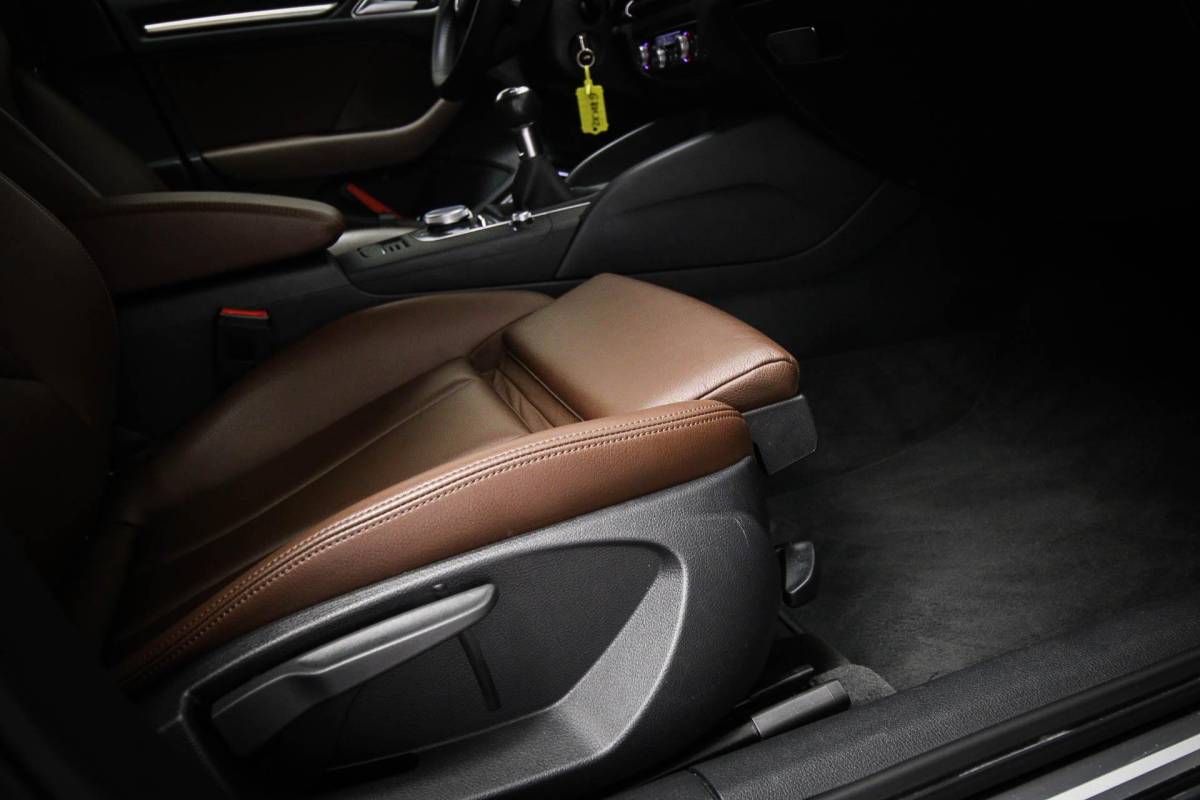 Audi A3 Audi A3 Sportback 30 TFSI Advance | VIRTUAL COCKPIT | LED | LEDER | CLIMA | CRUISE | NAVI | B&O | PDC | 18″