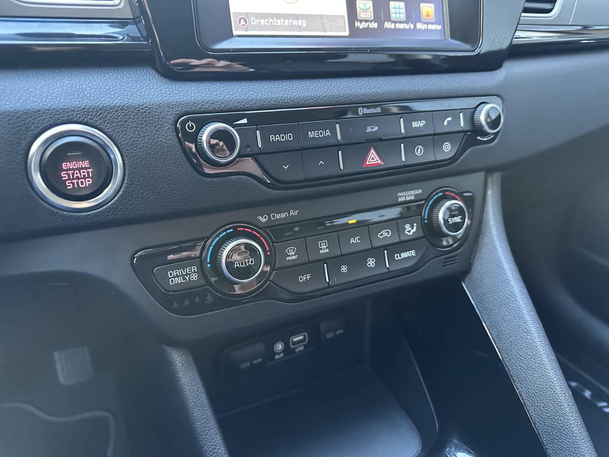 Kia Niro Kia Niro 1.6 GDi Hybrid ExecutiveLine