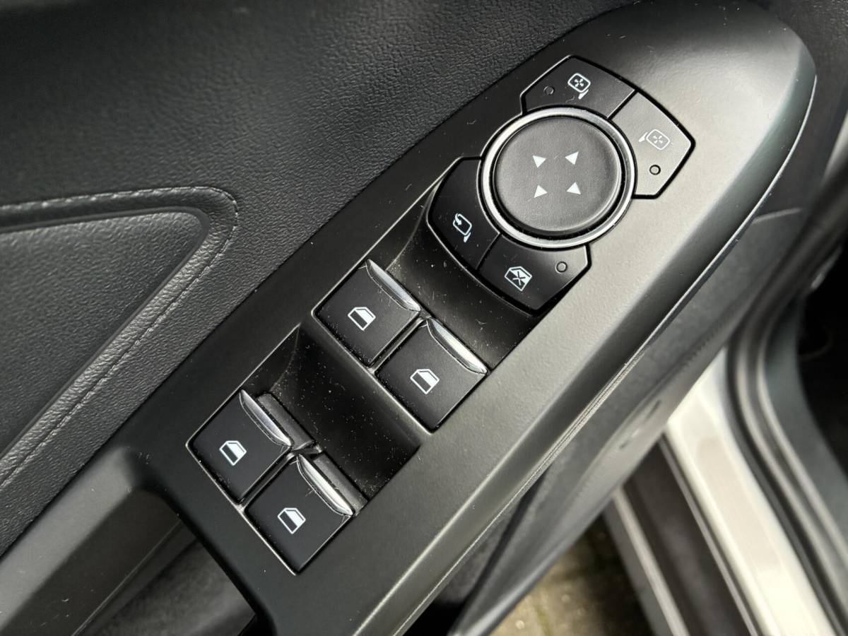 Ford Focus Ford Focus 1.0 EcoBoost Titanium Business | CRUISE ACC | PDC | WINTER PAKKET | 102000 KM!!!