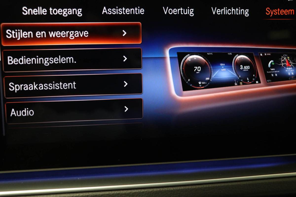Mercedes-Benz GLE Mercedes-Benz GLE-klasse 350 e 4MATIC Premium Plus | LUCHTVERING | HEAD UP | BURMESTER | APPLE | 360 CAMERA | TREKHAAK