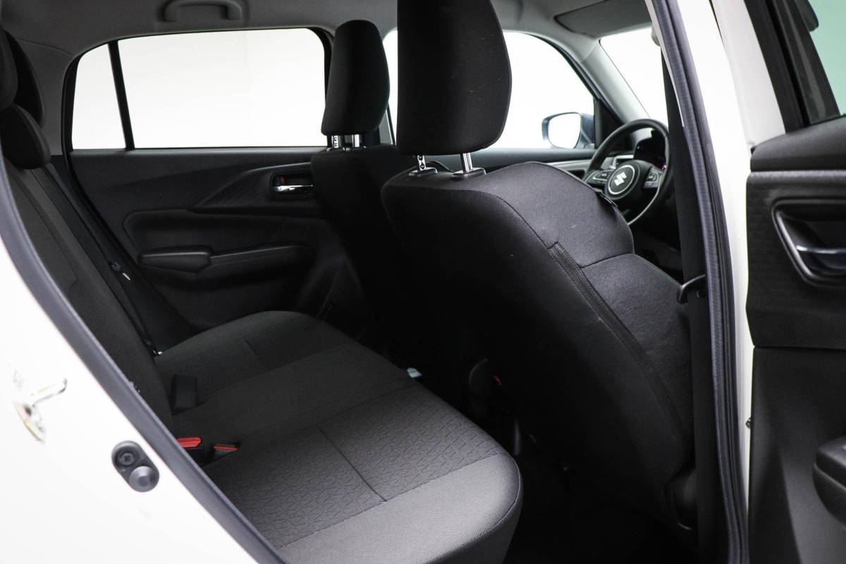 Suzuki Swift Suzuki Swift 1.2 Style Smart Hybrid | STOELVERWARMING | DAB | APPLE | CAMERA