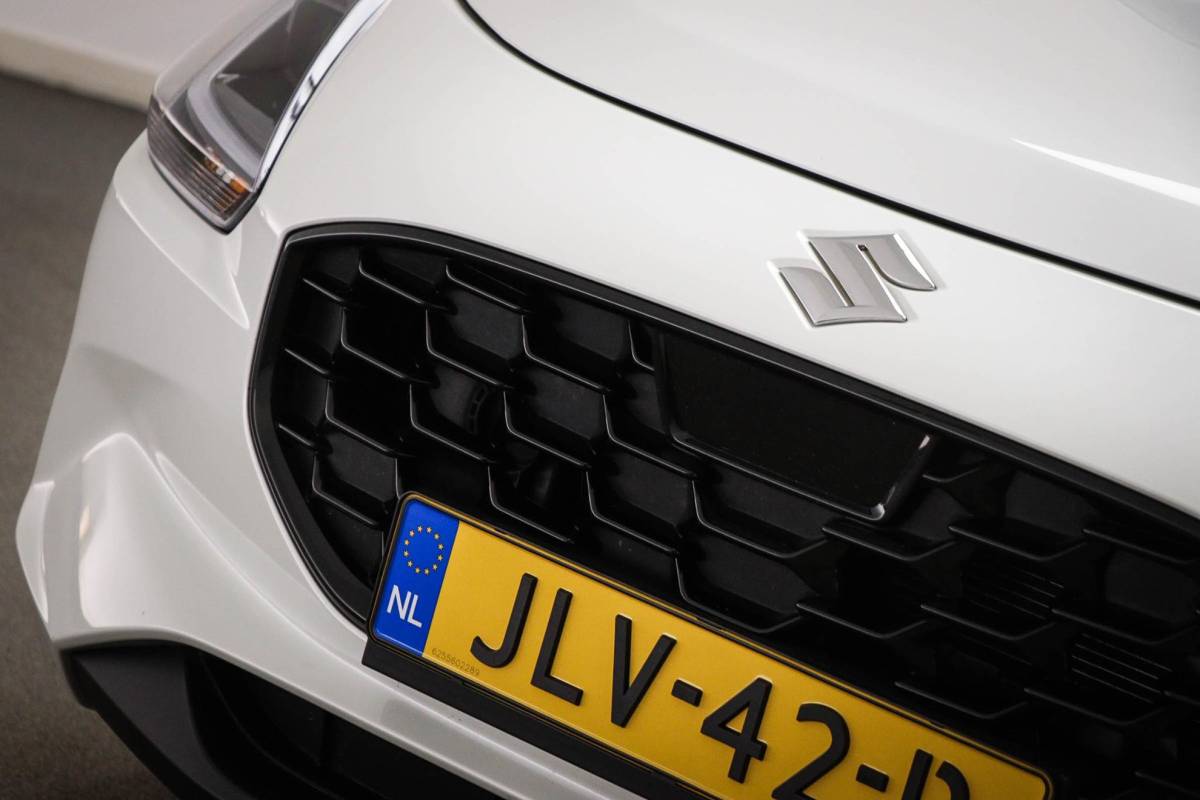 Suzuki Swift Suzuki Swift 1.2 Style Smart Hybrid | STOELVERWARMING | DAB | APPLE | CAMERA