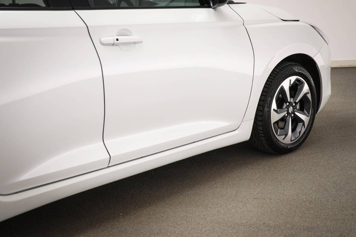 Suzuki Swift Suzuki Swift 1.2 Style Smart Hybrid | STOELVERWARMING | DAB | APPLE | CAMERA