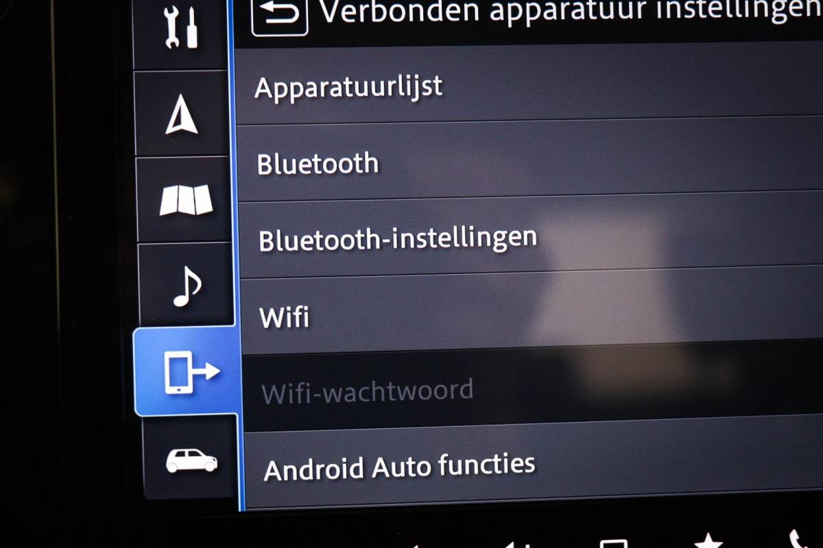 Suzuki Swift Suzuki Swift 1.2 Style Smart Hybrid | STOELVERWARMING | DAB | APPLE | CAMERA