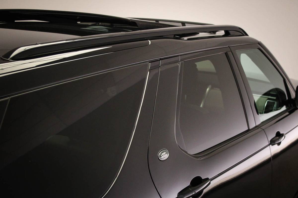 Land Rover Discovery Land Rover Discovery 3.0 D300 R-Dynamic HSE 7p. | PANORAMADAK | DAB | APPLE | 360 CAMERA | TREKHAAK EL. | 22″ | COLD / HOT CLIMATE- PACK