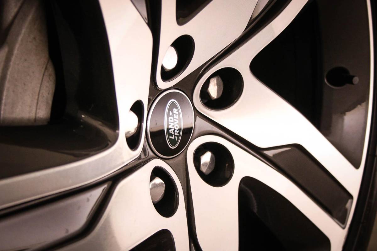 Land Rover Discovery Land Rover Discovery 3.0 D300 R-Dynamic HSE 7p. | PANORAMADAK | DAB | APPLE | 360 CAMERA | TREKHAAK EL. | 22″ | COLD / HOT CLIMATE- PACK