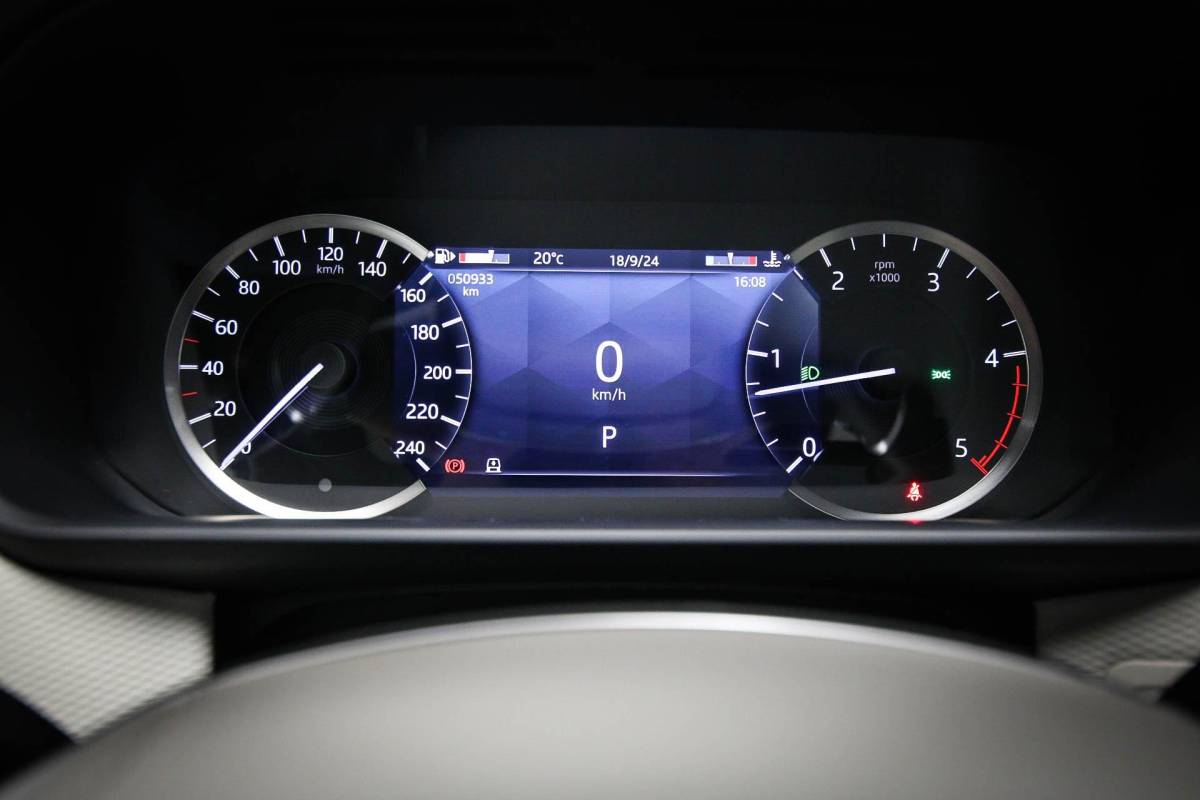 Land Rover Discovery Land Rover Discovery 3.0 D300 R-Dynamic HSE 7p. | PANORAMADAK | DAB | APPLE | 360 CAMERA | TREKHAAK EL. | 22″ | COLD / HOT CLIMATE- PACK