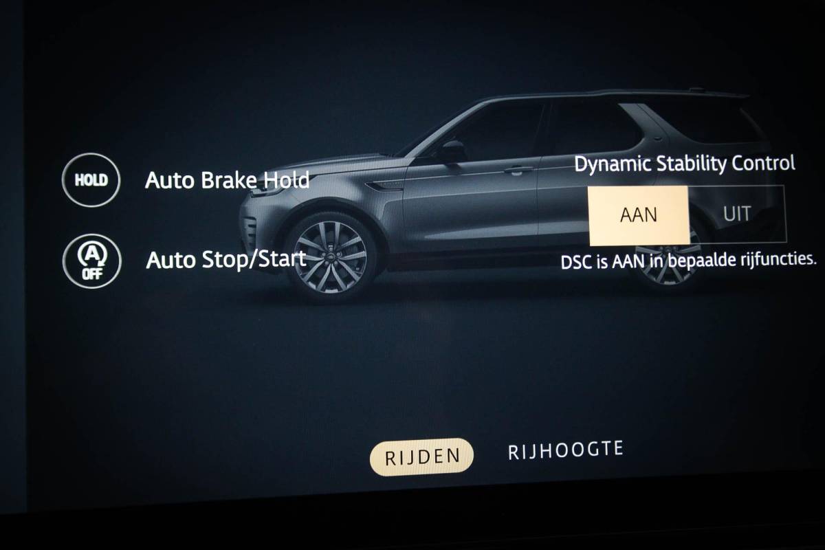 Land Rover Discovery Land Rover Discovery 3.0 D300 R-Dynamic HSE 7p. | PANORAMADAK | DAB | APPLE | 360 CAMERA | TREKHAAK EL. | 22″ | COLD / HOT CLIMATE- PACK