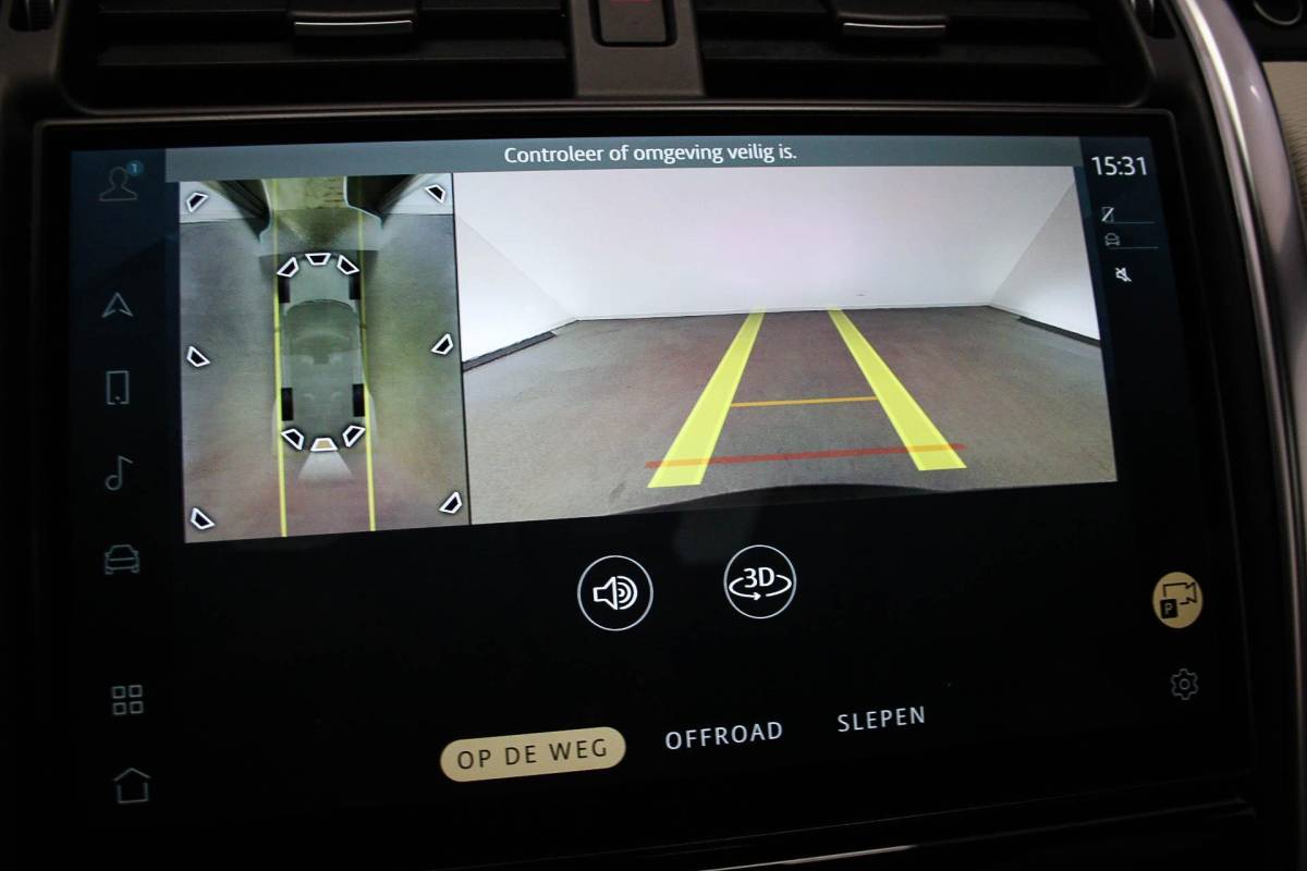 Land Rover Discovery Land Rover Discovery 3.0 D300 R-Dynamic HSE 7p. | PANORAMADAK | DAB | APPLE | 360 CAMERA | TREKHAAK EL. | 22″ | COLD / HOT CLIMATE- PACK