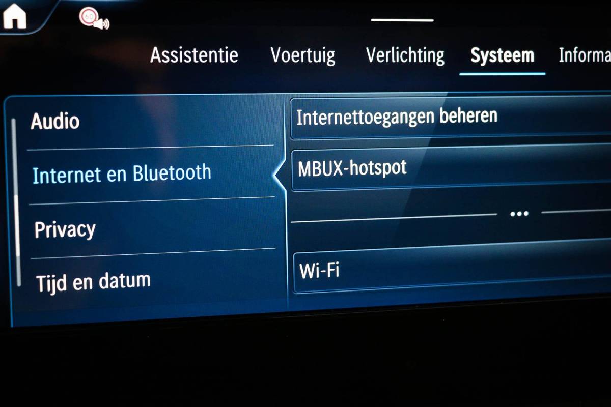 Mercedes-Benz Sprinter Mercedes-Benz Sprinter 319 1.9 CDI L2H2 | LED | AIRCO | CRUISE | DAB | CAMERA | EINDEJAARSAANBIEDING!!