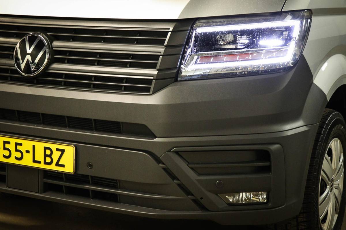Volkswagen Crafter Volkswagen Crafter 35 2.0 TDI L3H3 Trendline | LED | CLIMA | STUURWIELVERWARMING | NAVI | DAB | APPLE | CAMERA