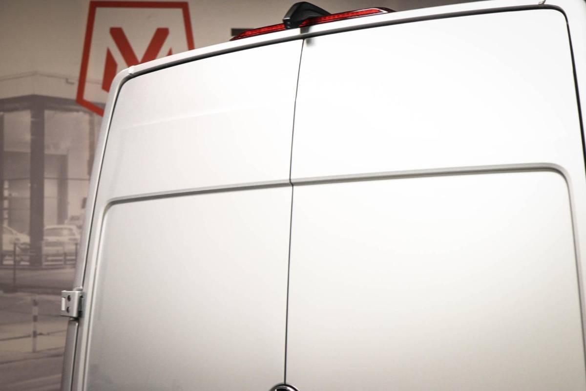 Volkswagen Crafter Volkswagen Crafter 35 2.0 TDI L3H3 Trendline | LED | CLIMA | STUURWIELVERWARMING | NAVI | DAB | APPLE | CAMERA
