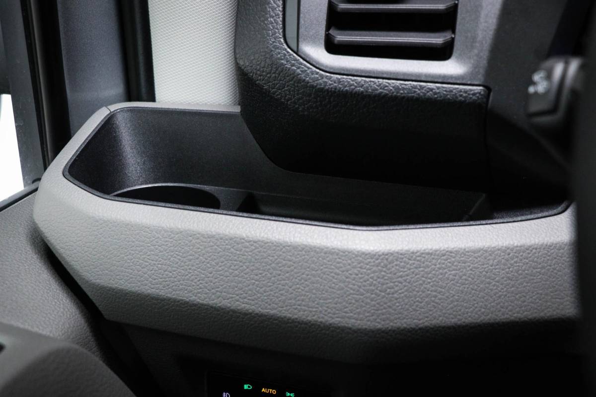 Volkswagen Crafter Volkswagen Crafter 35 2.0 TDI L3H3 Trendline | LED | CLIMA | STUURWIELVERWARMING | NAVI | DAB | APPLE | CAMERA