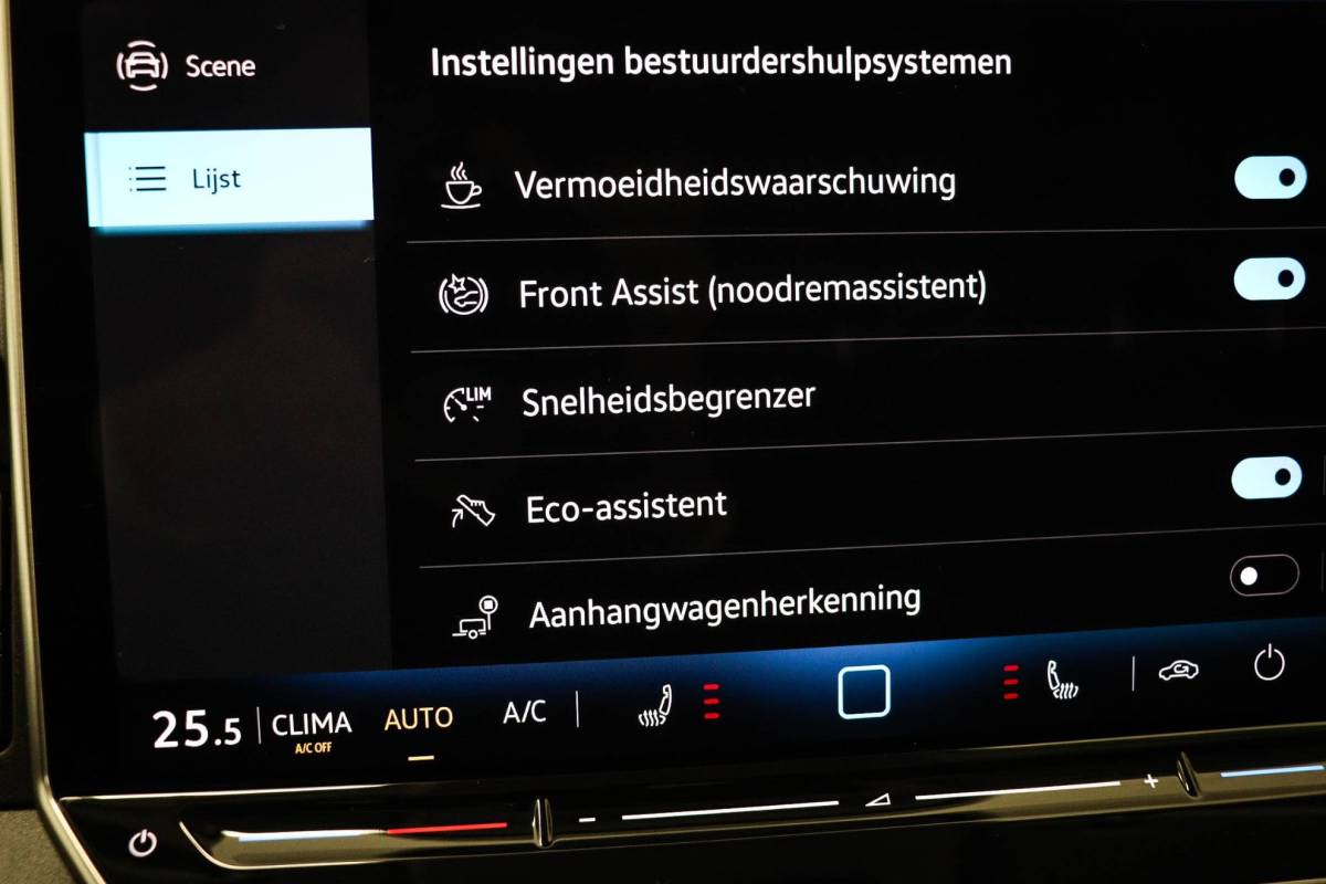 Volkswagen Crafter Volkswagen Crafter 35 2.0 TDI L3H3 Trendline | LED | CLIMA | STUURWIELVERWARMING | NAVI | DAB | APPLE | CAMERA