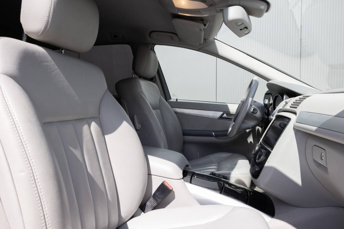 Mercedes-Benz R-Klasse Mercedes-Benz R-klasse 350 Lang 4-Matic | LMV | NAVI | CRUISE | TREKHAAK | ECC