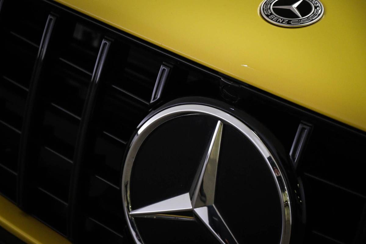Mercedes-Benz CLA Mercedes-Benz CLA-klasse 180 AMG Line | WIDESCREEN | PANORAMADAK | SFEERVERLICHTING