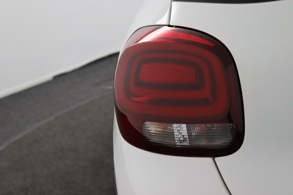 Citroën C3 Citroen C3 1.2 S&S Feel Edition | Parkeersensoren | Navigatie | Airco |