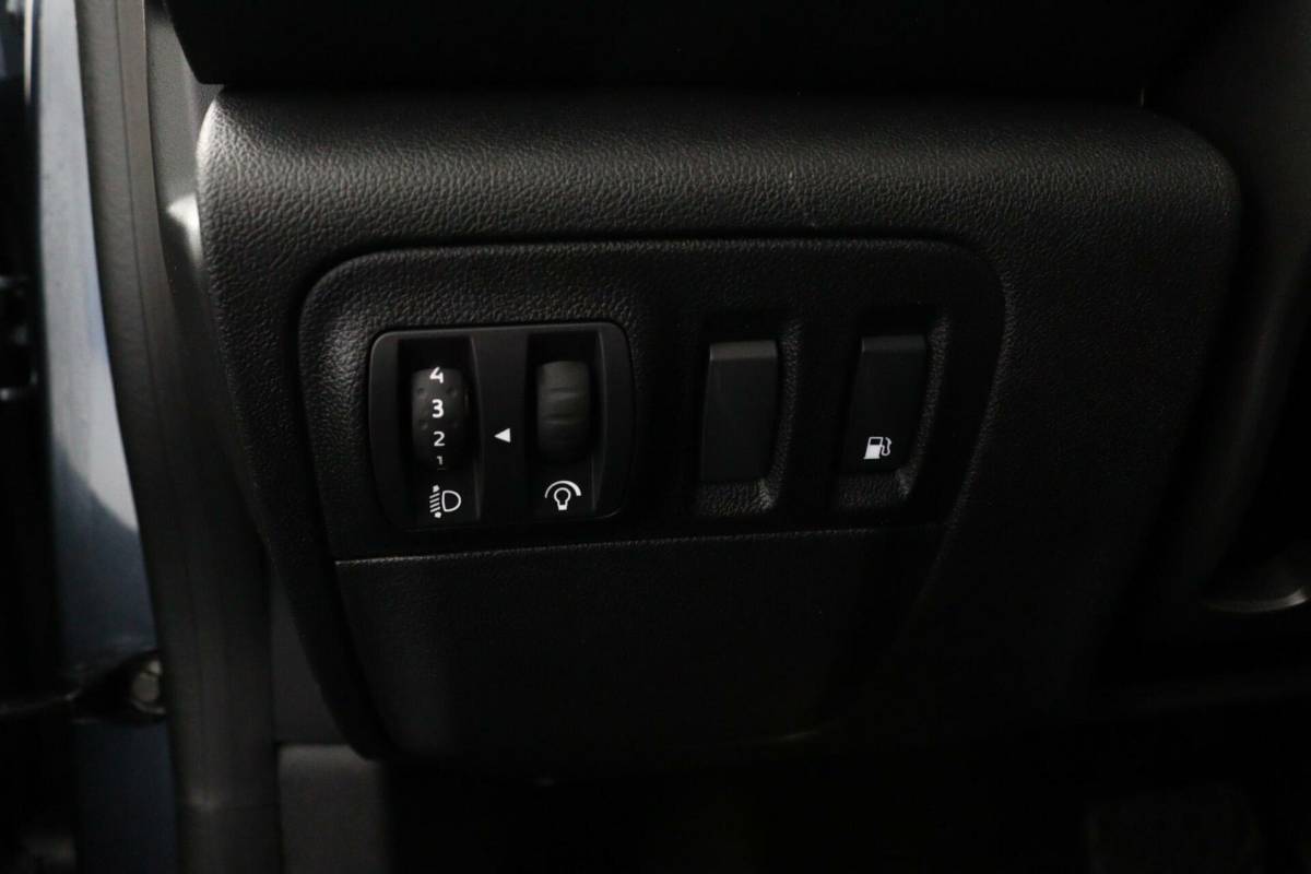 Renault Megane E-Tech Renault Megane Estate 1.6 E-Tech Plug-In Hybrid 160 Intens Schuifdak