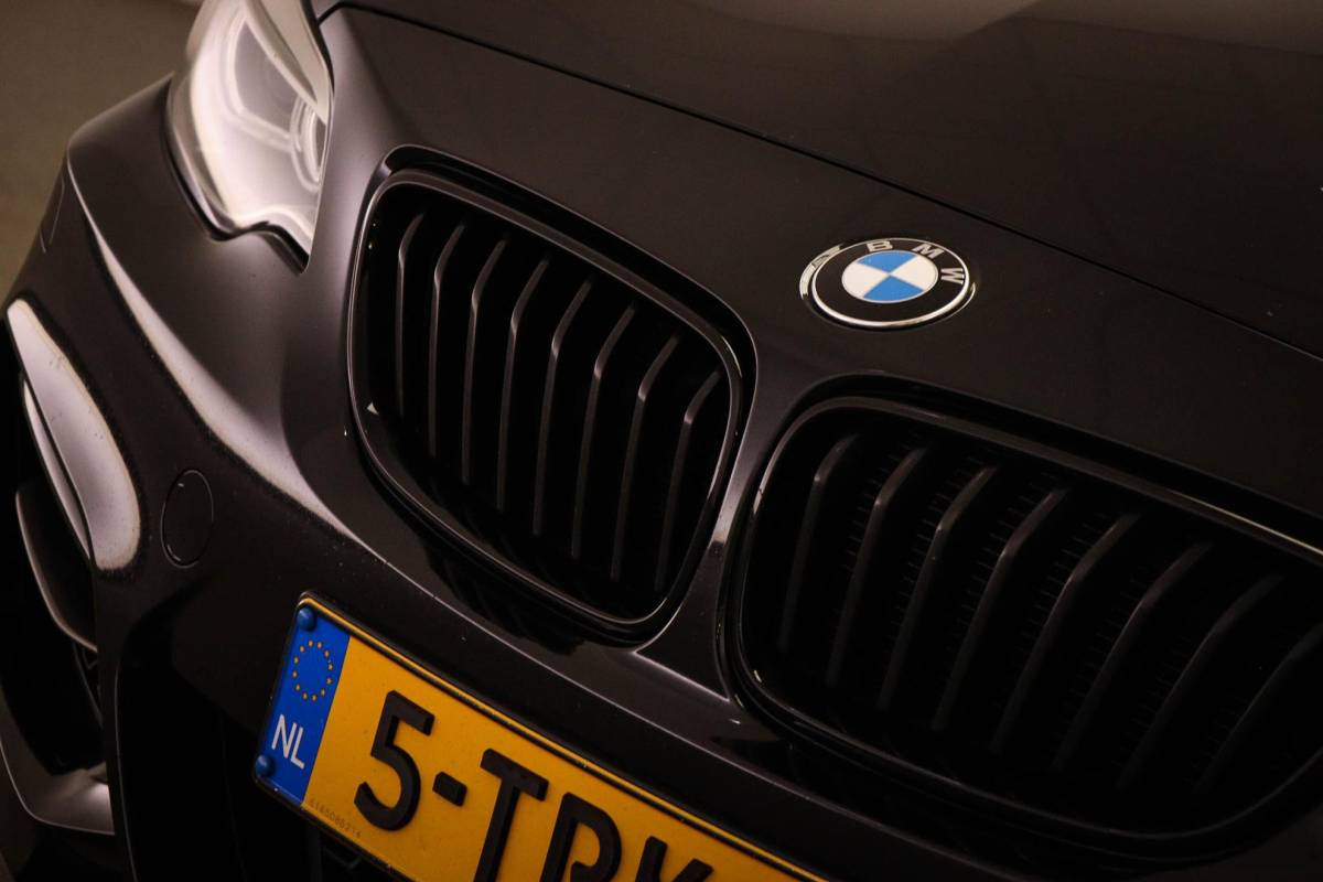 BMW 2 Serie BMW 2-serie Coupé M235i High Executive | COMFORT PACK | HARMAN KARDON | 19″