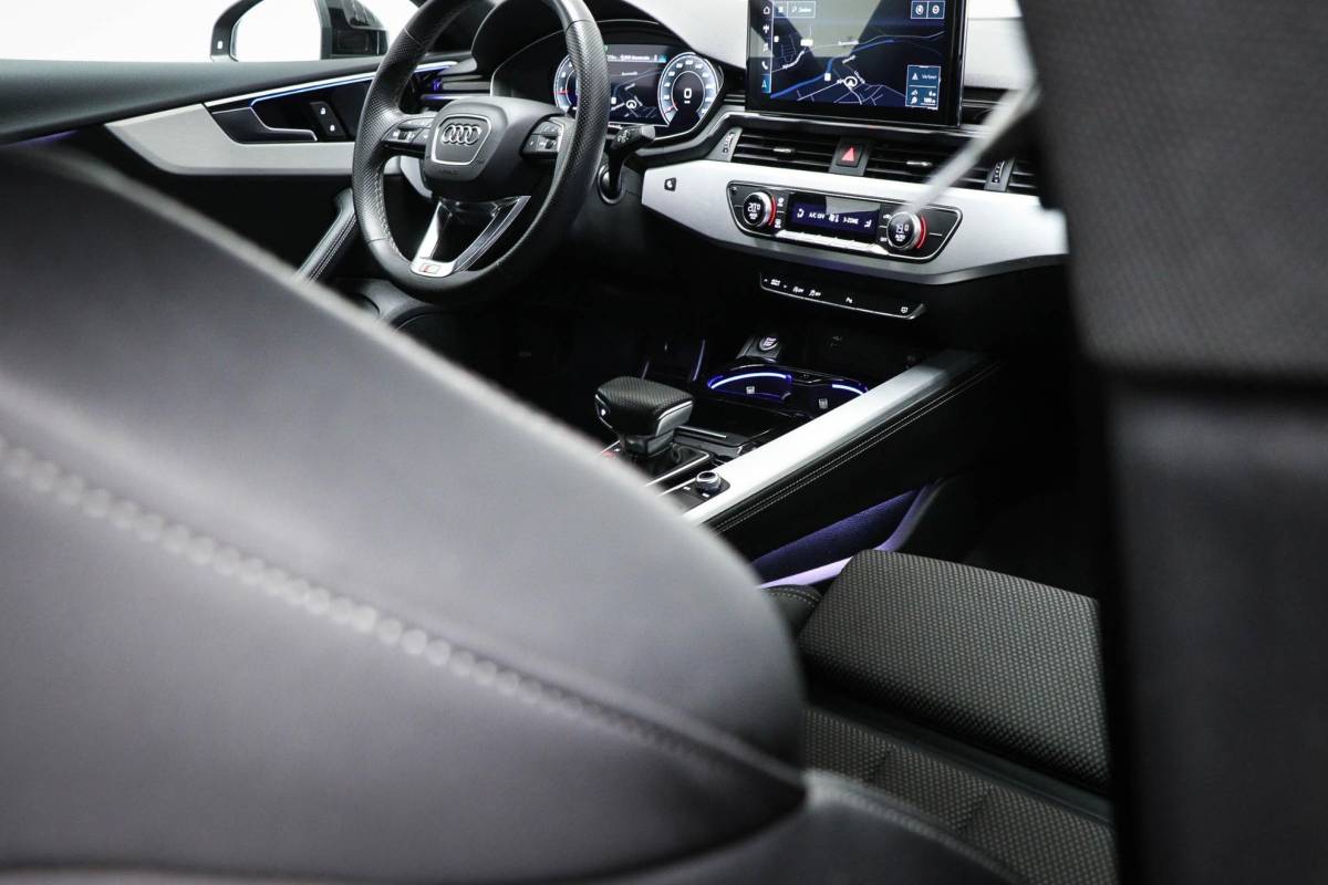 Audi A5 Audi A5 Sportback 35 TFSI S edition | DRIVING / PARKING- PACK | VIRTUAL COCKPIT | HALF LEDER | CAMERA | 19″