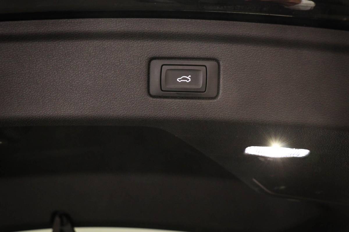 Audi A5 Audi A5 Sportback 35 TFSI S edition | DRIVING / PARKING- PACK | VIRTUAL COCKPIT | HALF LEDER | CAMERA | 19″