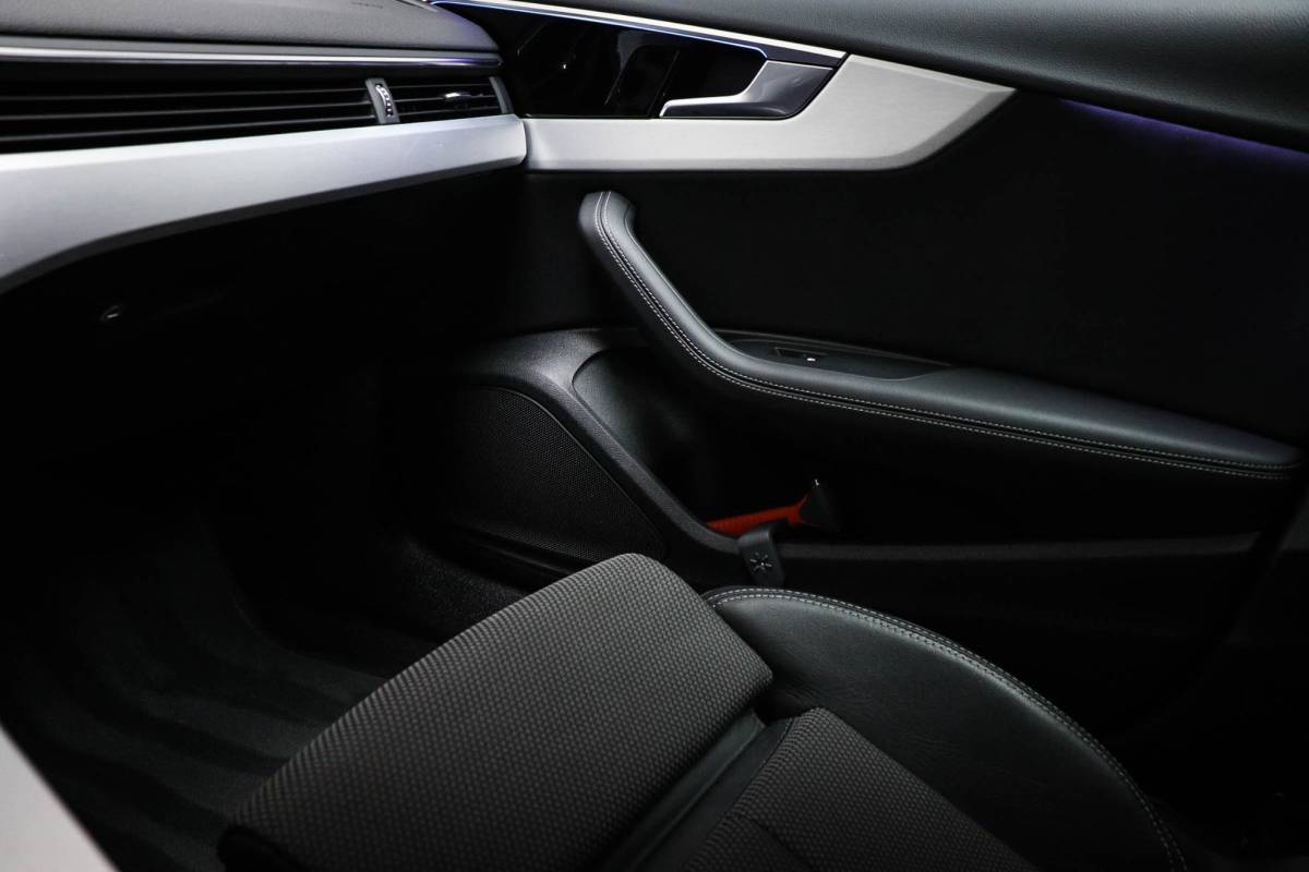 Audi A5 Audi A5 Sportback 35 TFSI S edition | DRIVING / PARKING- PACK | VIRTUAL COCKPIT | HALF LEDER | CAMERA | 19″