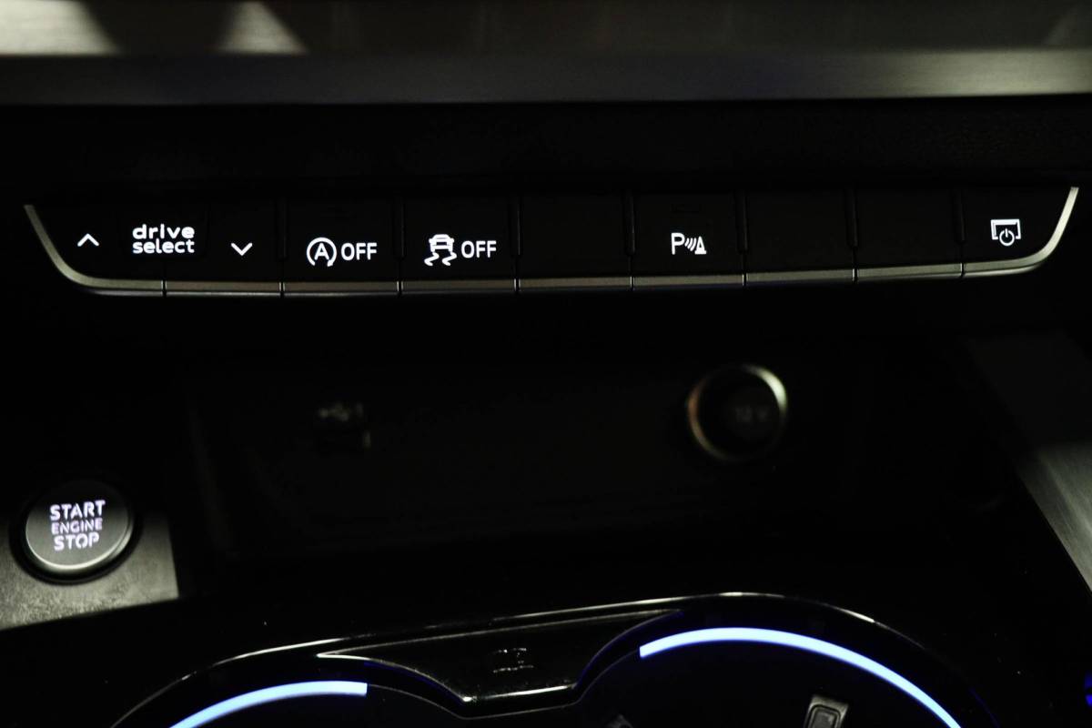 Audi A5 Audi A5 Sportback 35 TFSI S edition | DRIVING / PARKING- PACK | VIRTUAL COCKPIT | HALF LEDER | CAMERA | 19″