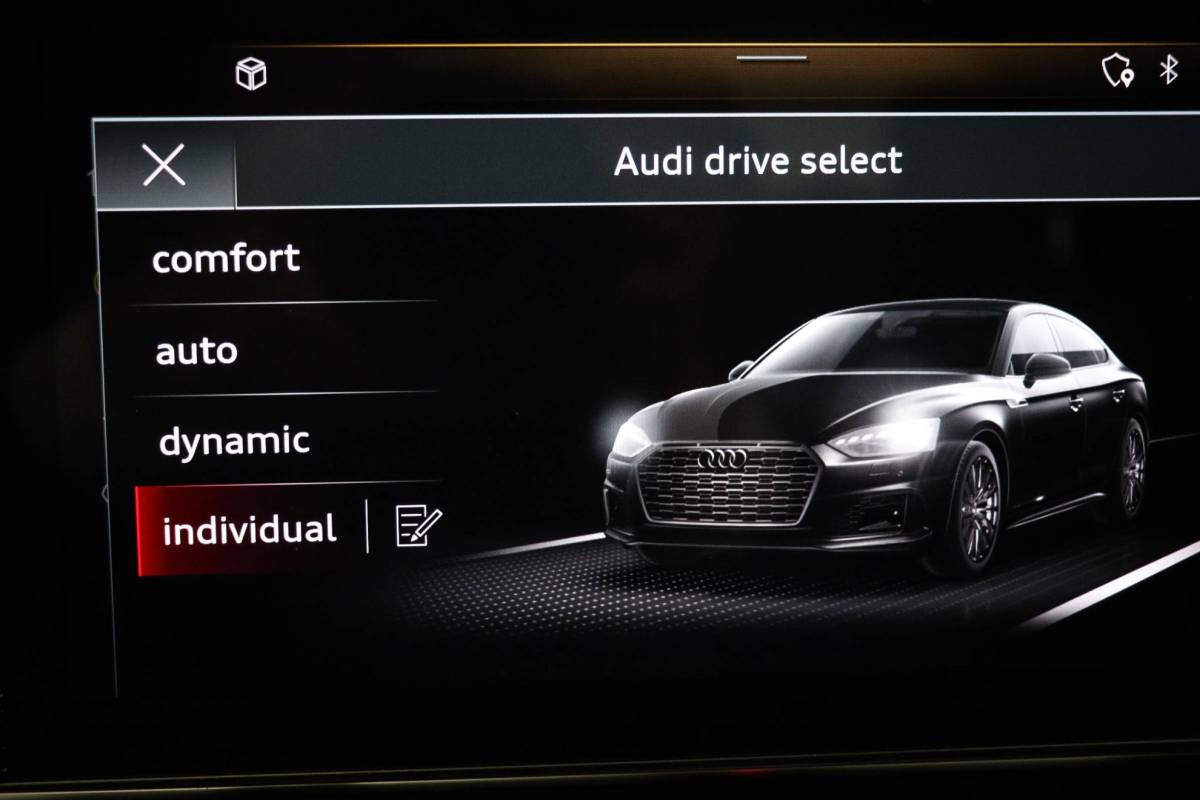Audi A5 Audi A5 Sportback 35 TFSI S edition | DRIVING / PARKING- PACK | VIRTUAL COCKPIT | HALF LEDER | CAMERA | 19″